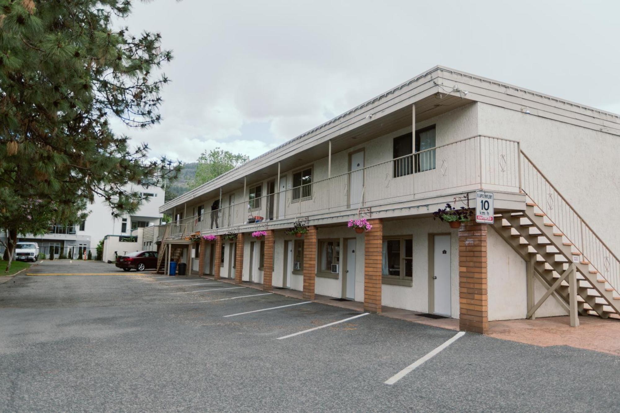Beachside Motel 펜틱턴 외부 사진